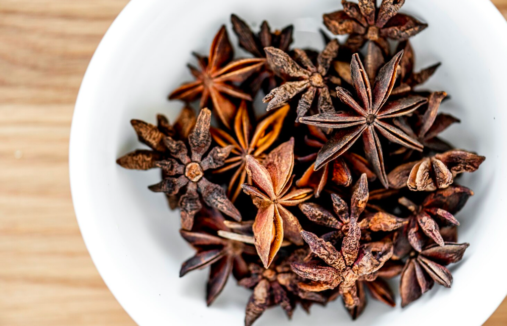 Rhum arrangé anis étoilé fenouil